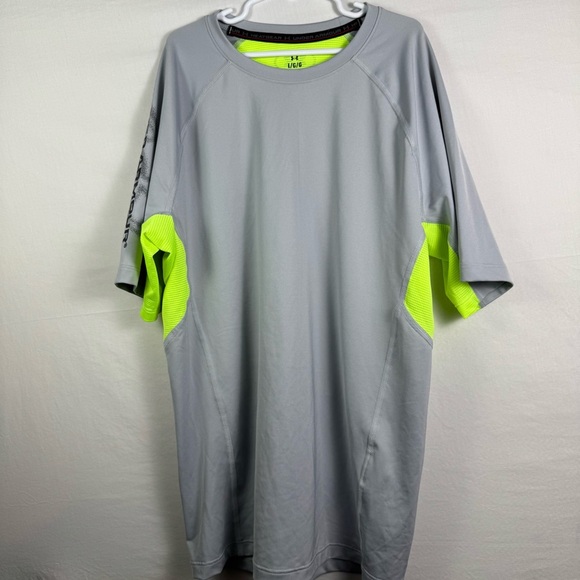 Under Armour Gray and Green Performance Tee Short Sleeve Size L - Picture 1 of 5